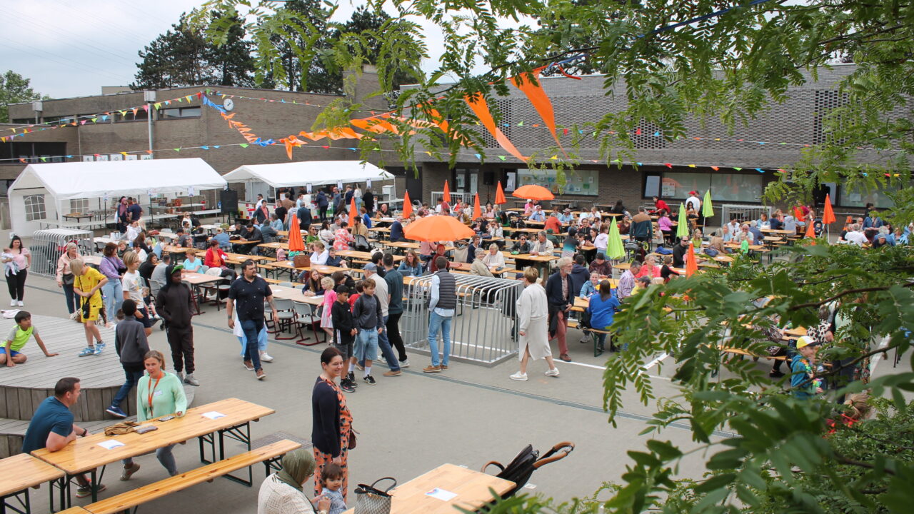 Een kleurrijk schoolfeest … Mariavreugde kleurt je dag!